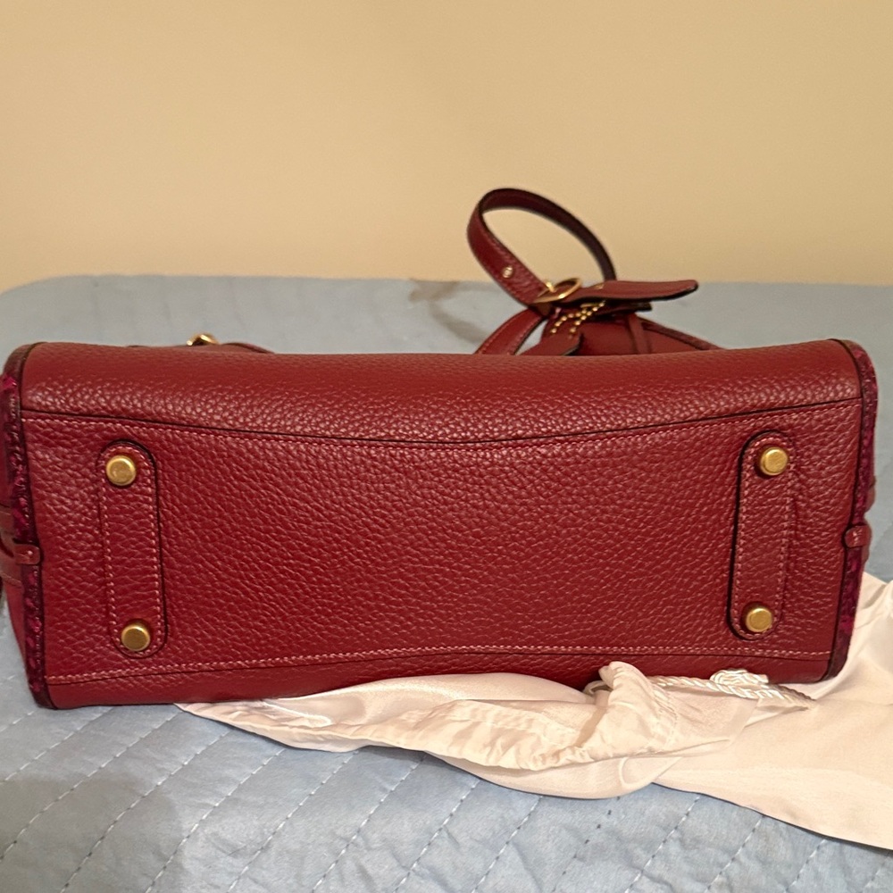 Coach Burgundy Pebbled Leather Shoulder Bag with Gold Hardware - Picture 8 of 10